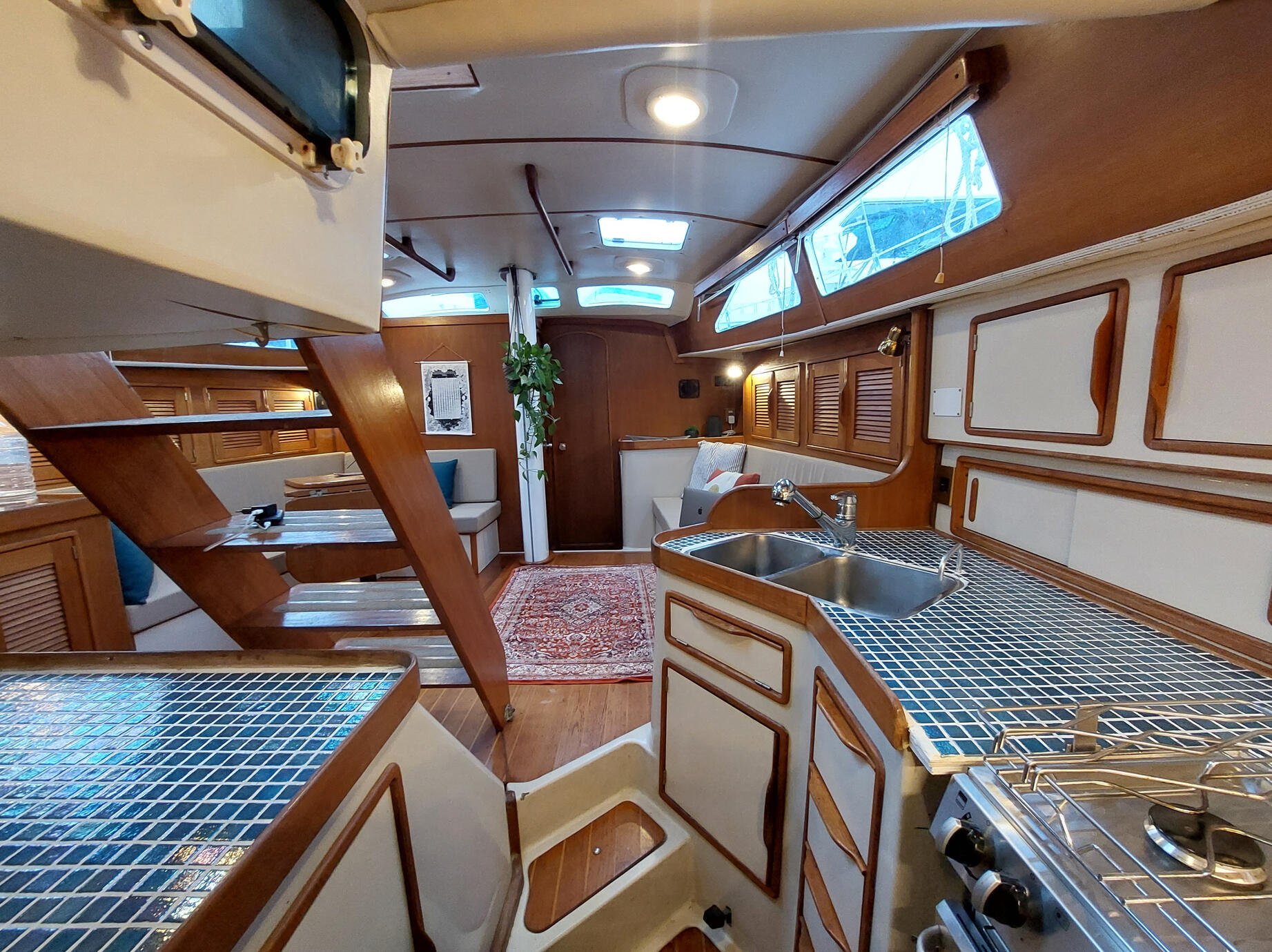 refit velero paradise